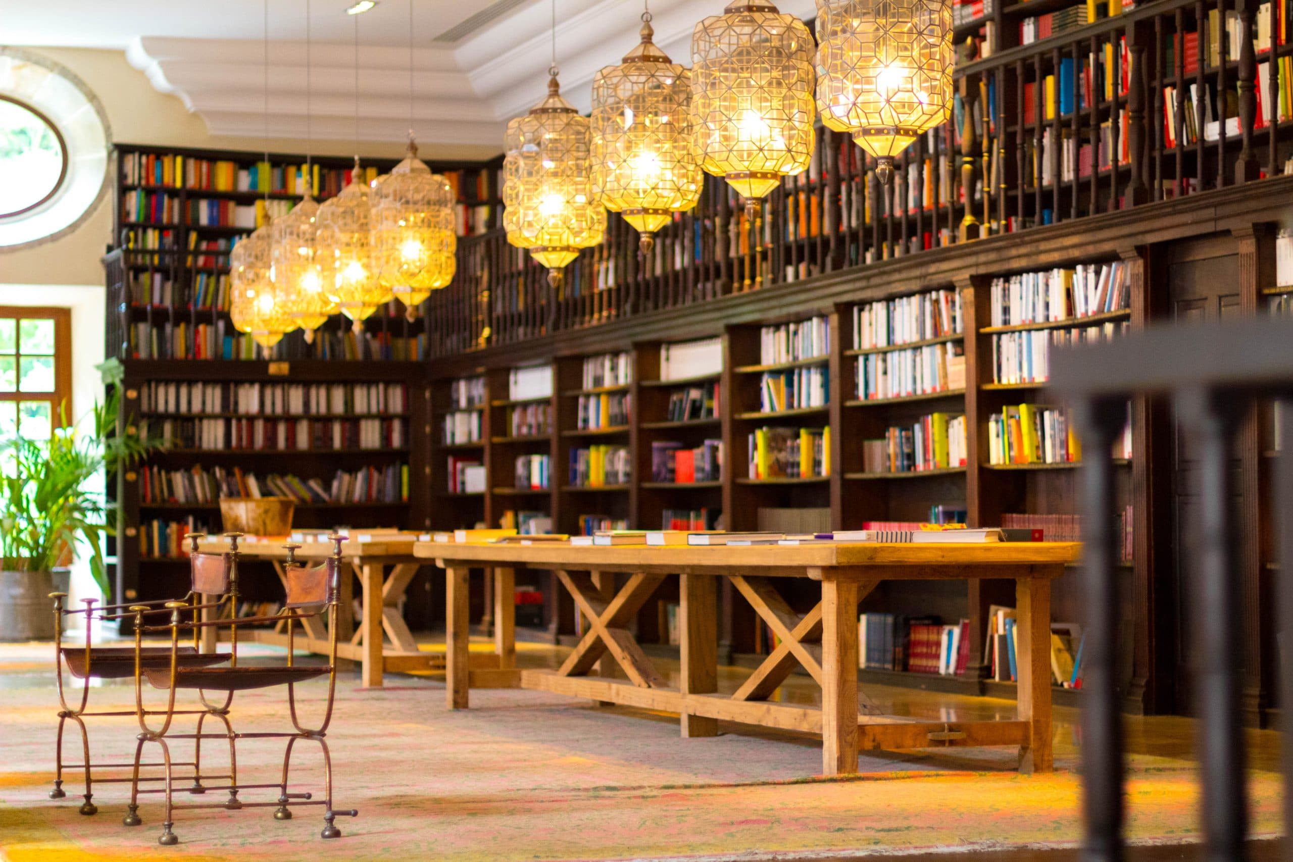 경계에서 꽃이 핀다 [공간이 고객을 말한다]