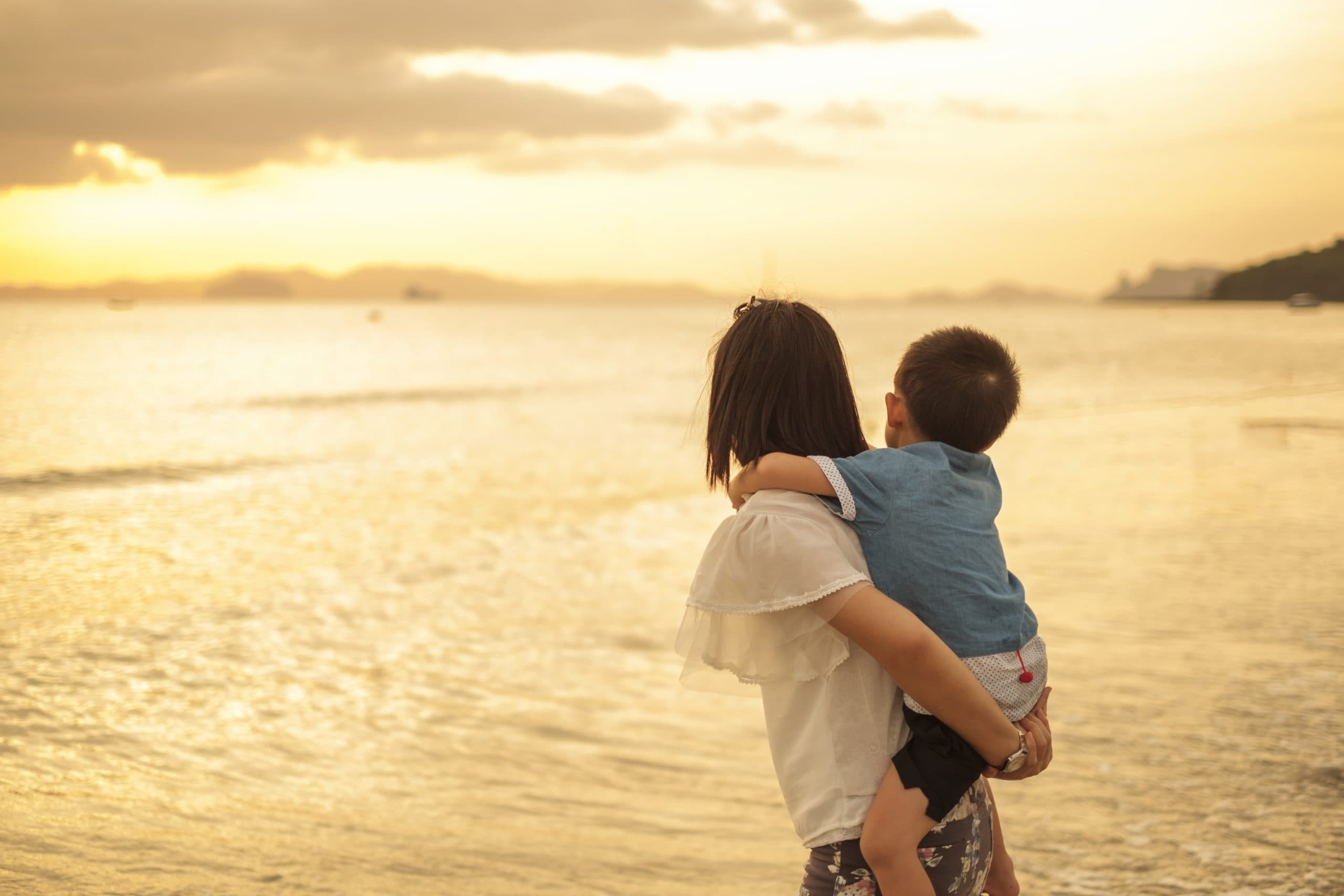 순수한 그리움과 아름다운 서정 [어머니를 그리며 – 이문열 세계명작산책 10. 그래도 사랑할 만한 인간]