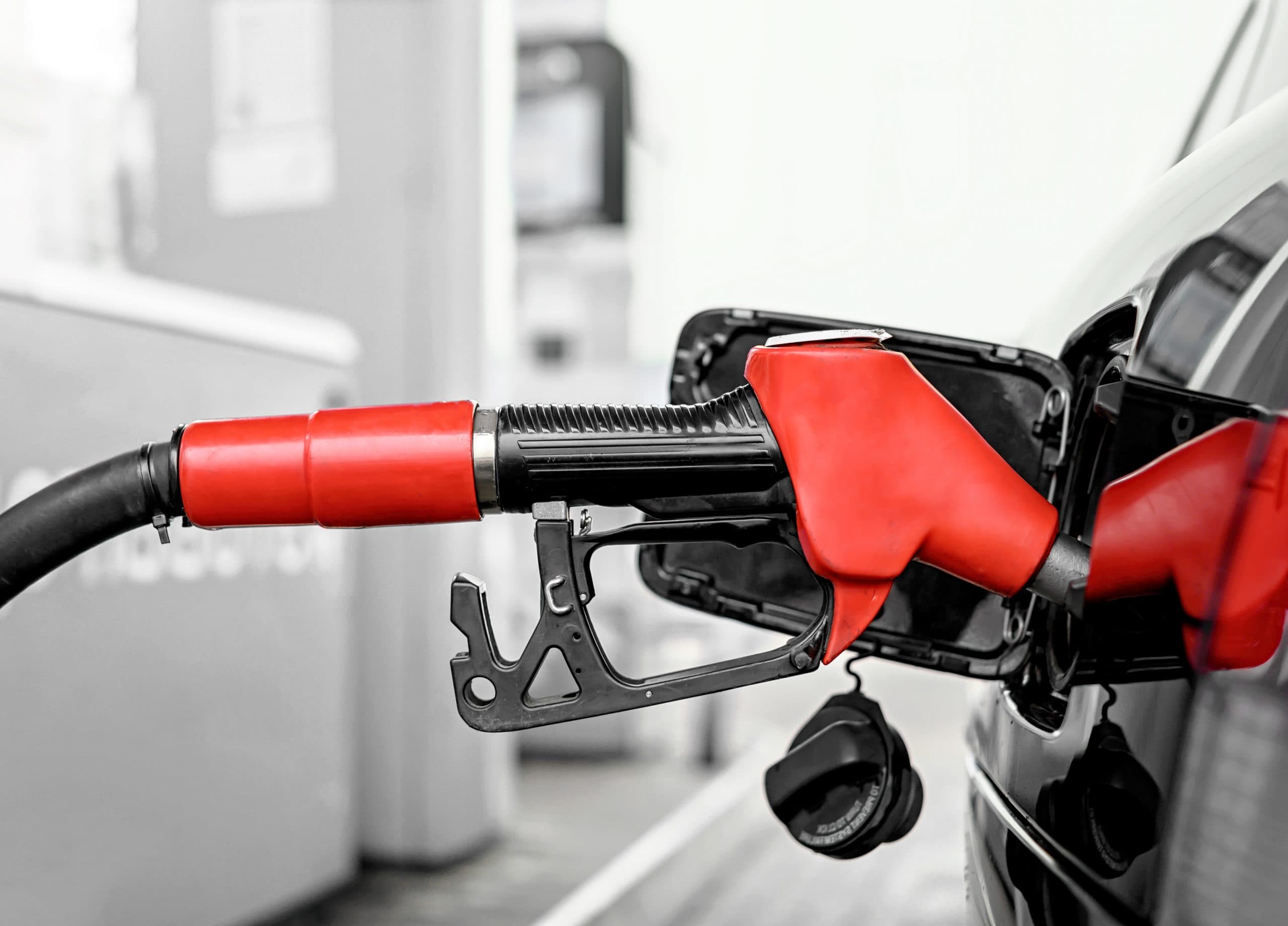 자동차기업 위협하는 기름회사 [모빌리티 미래권력]